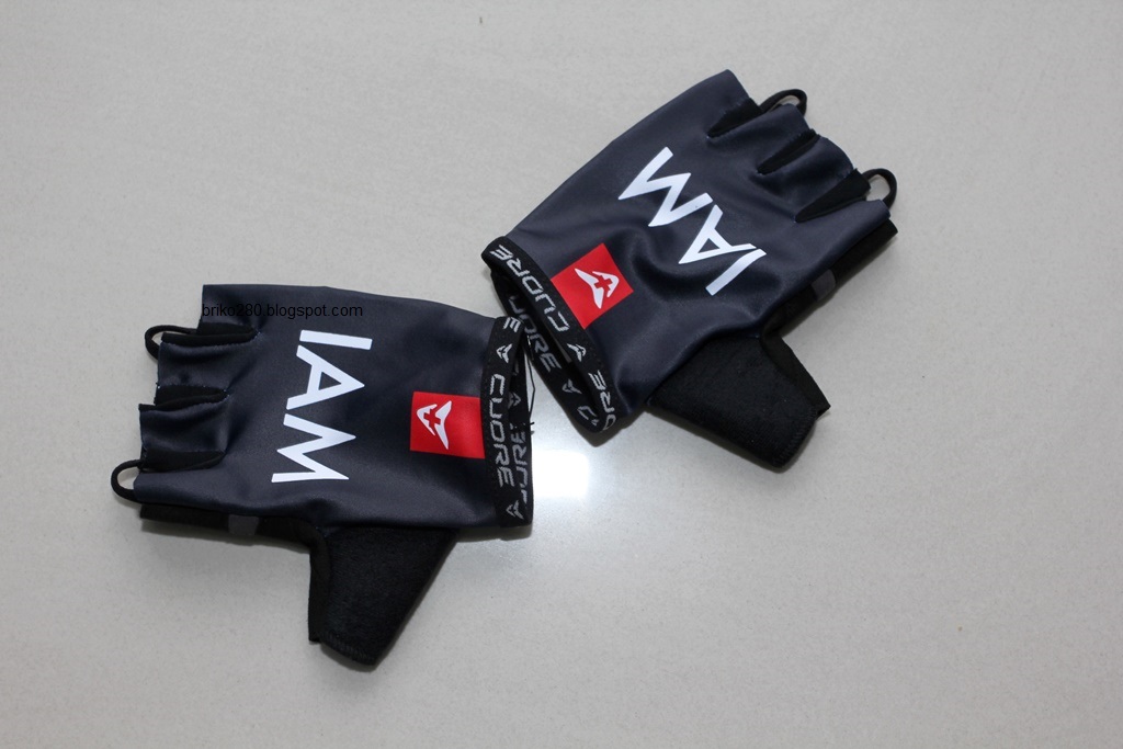 oakley cycling gloves oakley cycling gloves
